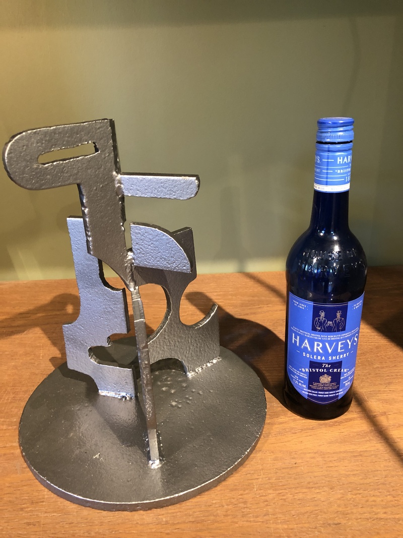 Metal Sculpture Round Base
$200.00